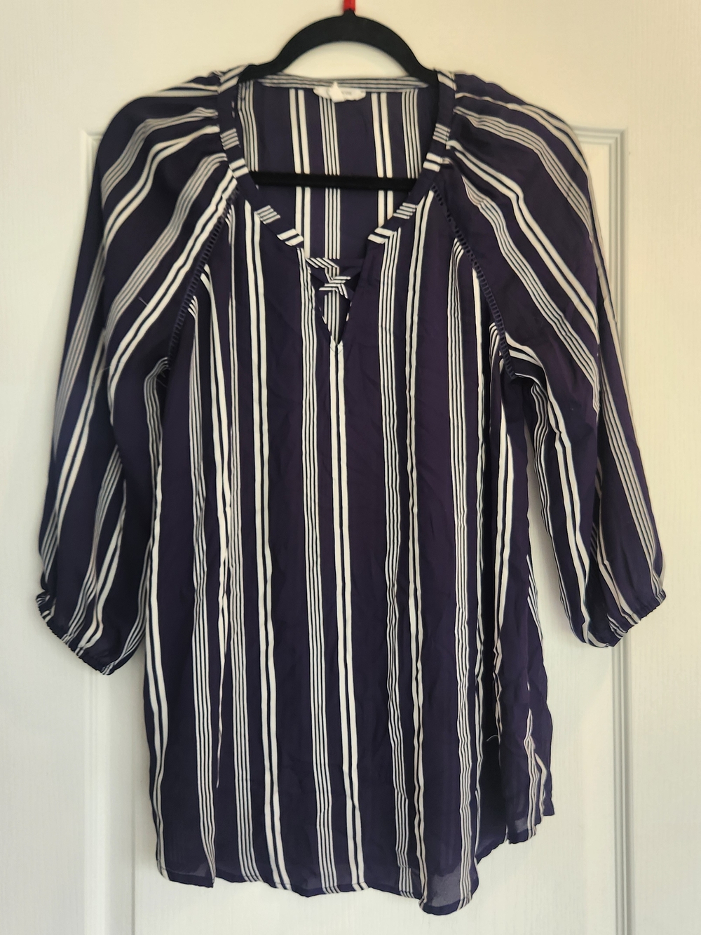 Maurices Navy and White Striped V-Neck Blouse M Euc